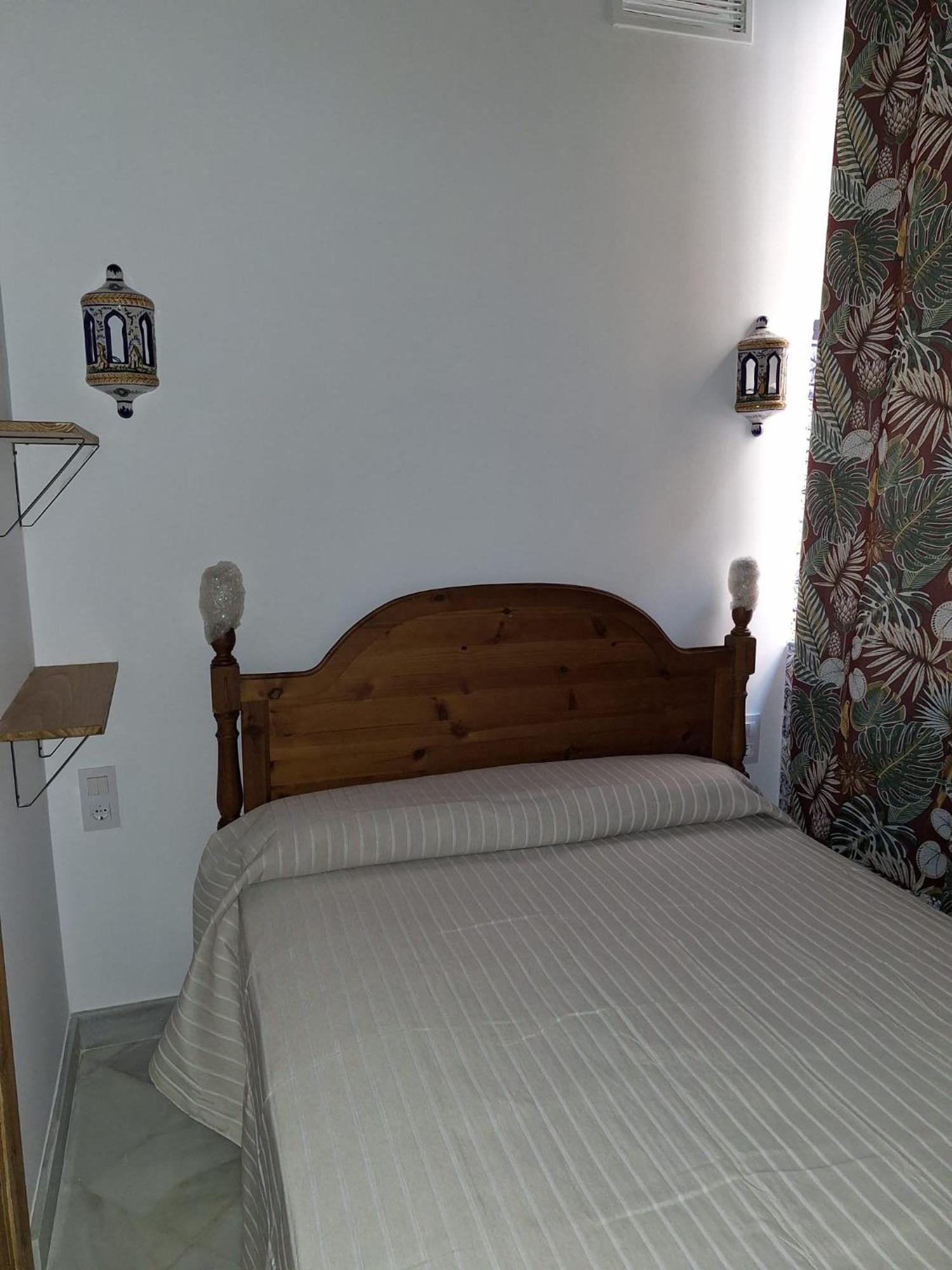 Apartamento Plaza San Roman Севилья Экстерьер фото
